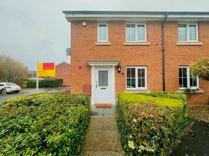 3 Bedroom End Of Terrace House To Rent In Kennet Heath, Thatcham, RG19