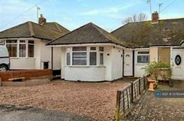 2 Bedroom Bungalow To Rent In Wichnor Road, Solihull, B92