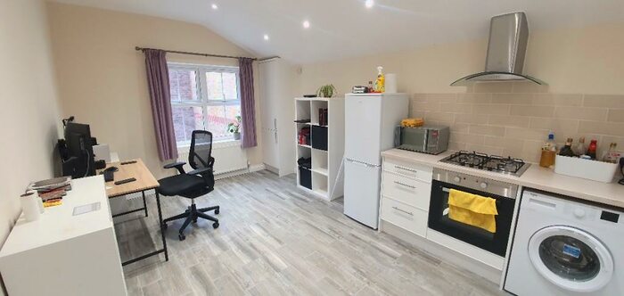 1 Bedroom Flat To Rent In Philip Lane, London, N15