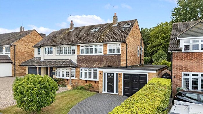 3 Bedroom Semi-Detached House For Sale In Mountnessing Road, Billericay, Essex, CM12