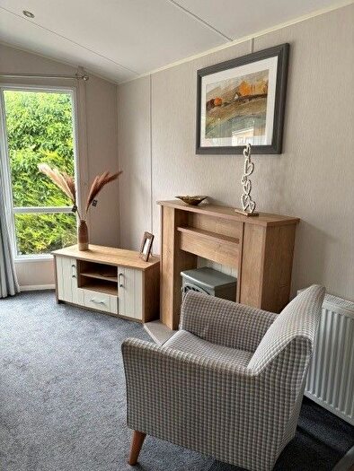 2 Bedroom Mobile/park Home For Sale In Wyreside, Out Rawcliffe, Preston, PR3