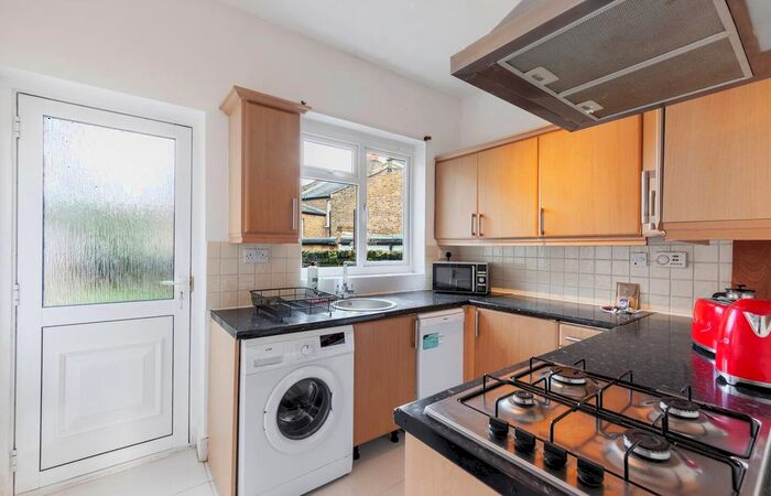 2 Bedroom End Of Terrace House To Rent In Woodlands Park Road, Greenwich, SE10