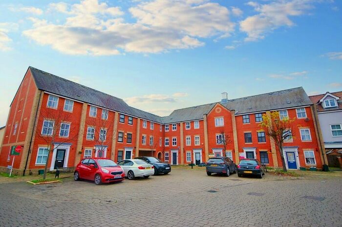 4 Bedroom Terraced House To Rent In Hesper Road, Colchester, Essex, CO2