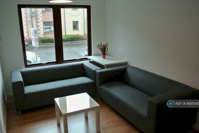 4 Bedroom Terraced House To Rent In Rosebury Terrace, Stirling, FK8