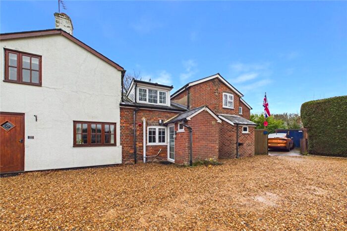 2 Bedroom Cottage To Rent In Chapel Road, Stockcross, Newbury, Berkshire, RG20
