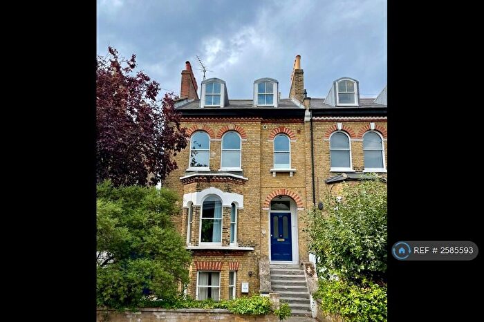 2 Bedroom Flat To Rent In Milton Road, London, SE24