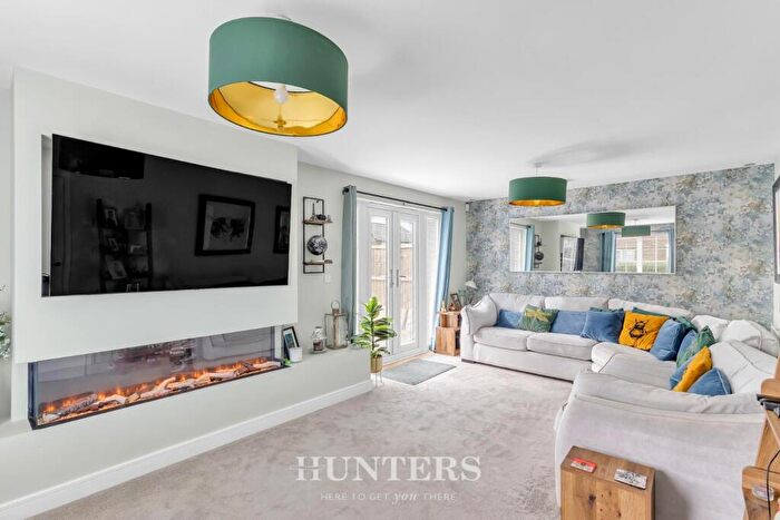 4 Bedroom Detached House For Sale In Harter Close, Middleton, M24