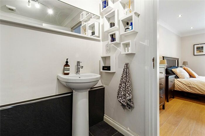 2 Bedroom Flat For Sale In Flat, Speirs Wharf, Port Dundas, Glasgow, G4