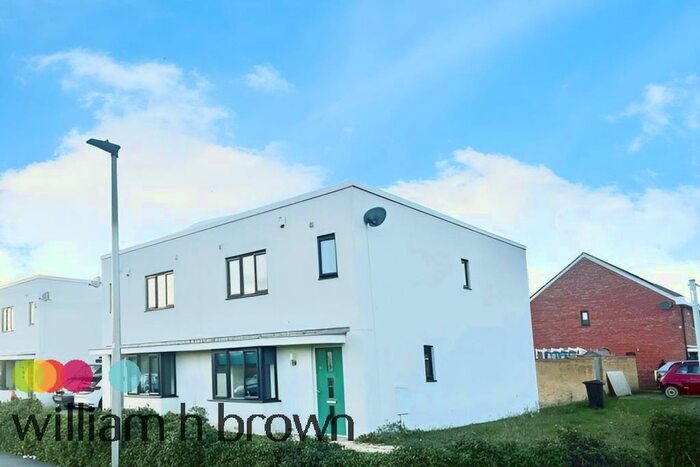 3 Bedroom Property To Rent In Shearwater Avenue, East Tilbury, Tilbury, RM18