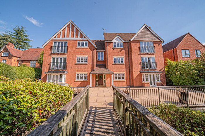 3 Bedroom Apartment For Sale In Hampton Lane, Solihull, B91