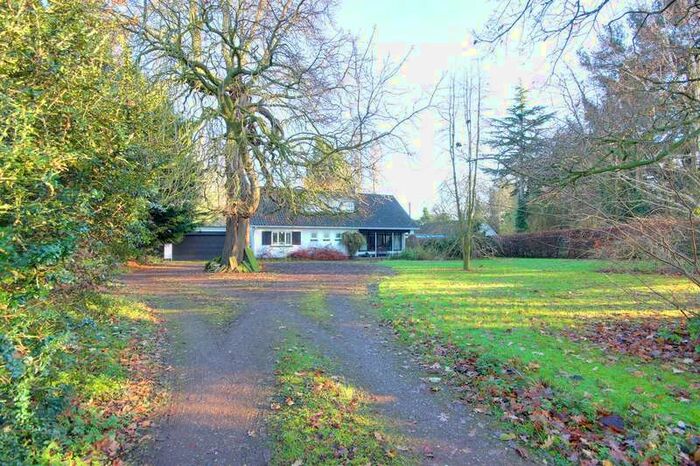 4 Bedroom Detached House For Sale In Church Lane, Lockington, YO25