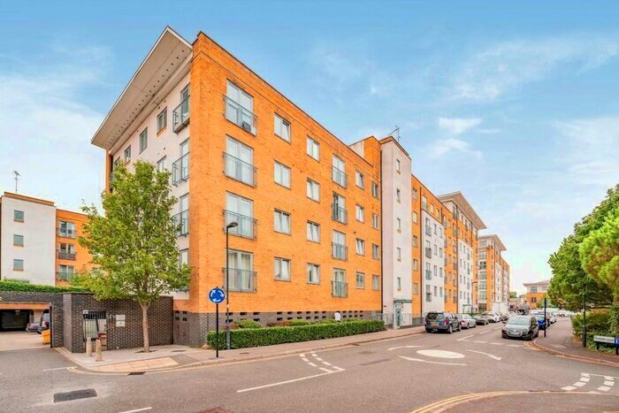 2 Bedroom Flat To Rent In Taywood Road, Northolt, UB5