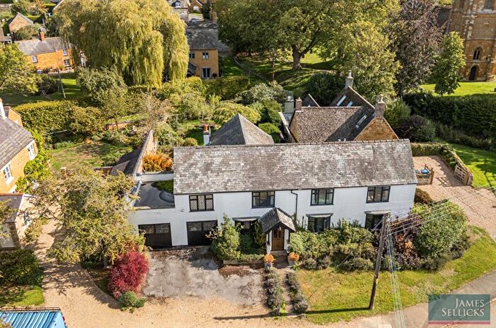 5 Bedroom Detached House For Sale In Vine Cottage, Medbourne, Market Harborough, LE16