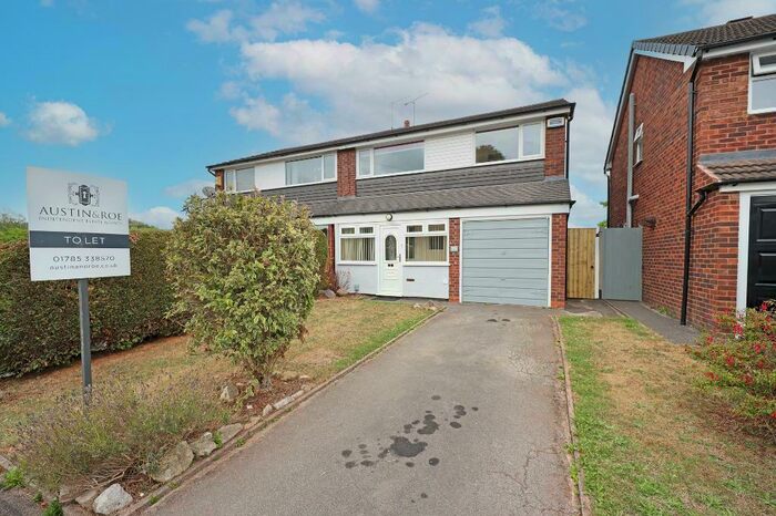 3 Bedroom Semi-Detached House To Rent In Shannon Road, Stafford, Staffordshire, ST17