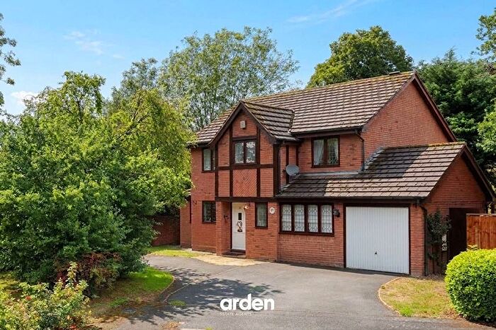 4 Bedroom Detached House For Sale In Claverdon Close, Redditch, B97