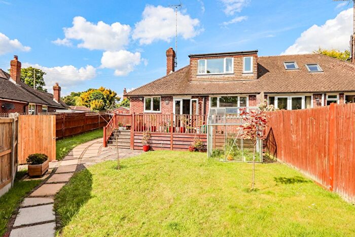 3 Bedroom Chalet For Sale In Sandrock Hill, Crowhurst, TN33