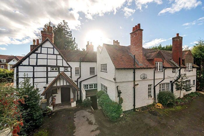 7 Bedroom Detached House For Sale In Wiltshire Road, Wokingham, Berkshire, RG40