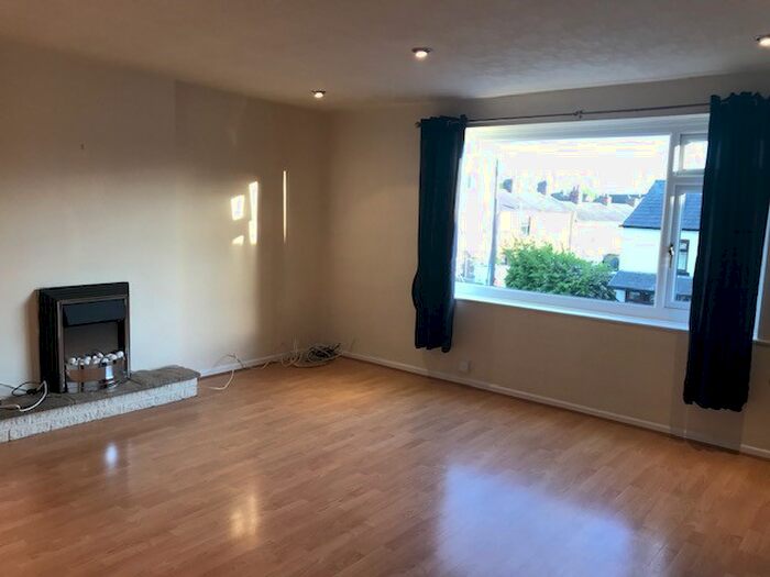 2 Bedroom Flat To Rent In Gregson Lane, Hoghton, PR5