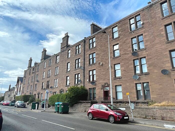 1 Bedroom Flat To Rent In Clepington Road, Dundee, DD3