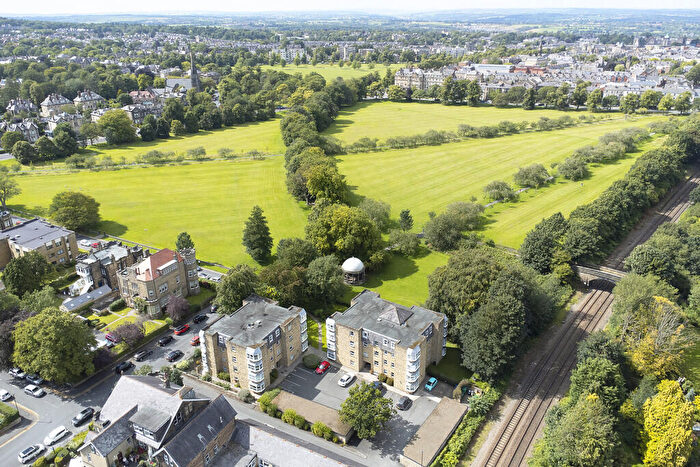 1 Bedroom Flat For Sale In Tewit Well Road, Harrogate, HG2