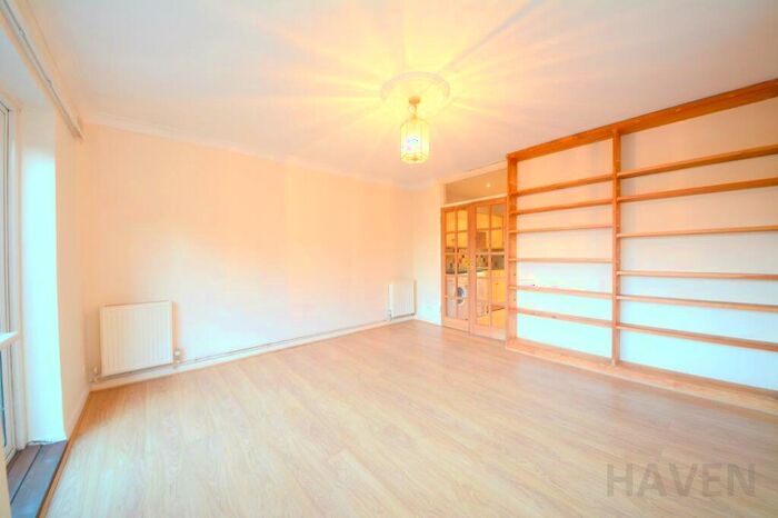 1 Bedroom Flat To Rent In Hertford Road, East Finchley, N2