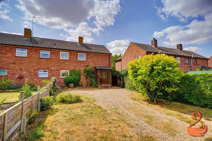 3 Bedroom Semi-Detached House For Sale In Croft Lane, Temple Grafton, Alcester, B49