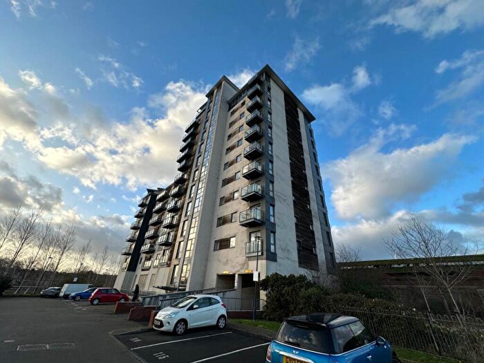 2 Bedroom Apartment To Rent In Overstone Court, Cardiff Bay, CF10