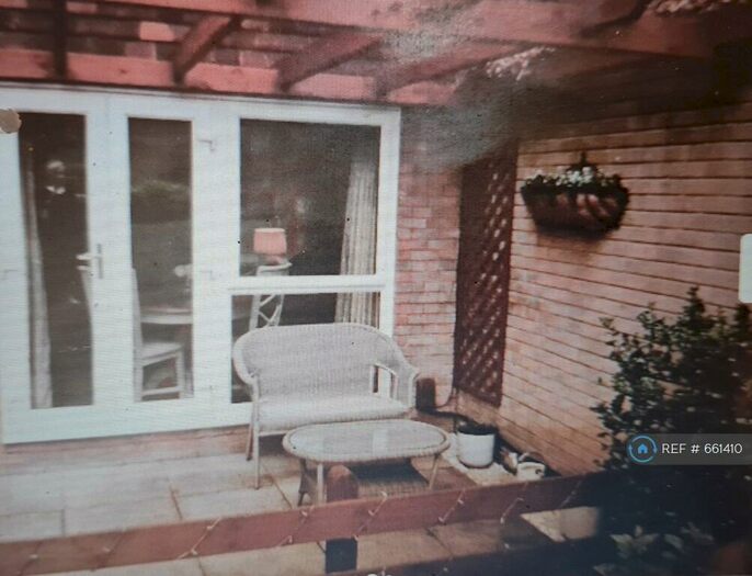 1 Bedroom Flat To Rent In Chichester Road, Croydon, United Kingdom, CR0