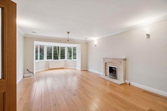 7 Bedroom Detached House For Sale In Central Princes Risborough, HP27