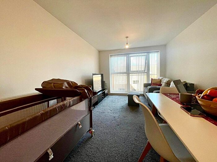 1 Bedroom Apartment To Rent In Smithfield House, Belgrave Middleway, Birmingham, B5