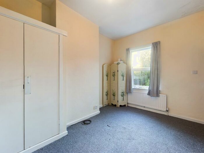 2 Bedroom Flat To Rent In London Road, Newcastle-under-Lyme, ST5