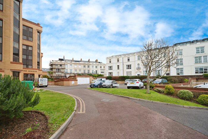 1 Bedroom Flat For Sale In Clarence Parade, Southsea, Hampshire, PO5
