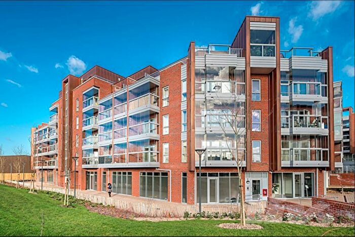 1 Bedroom Flat To Rent In Burnell Building, Wilkinson Close, NW2