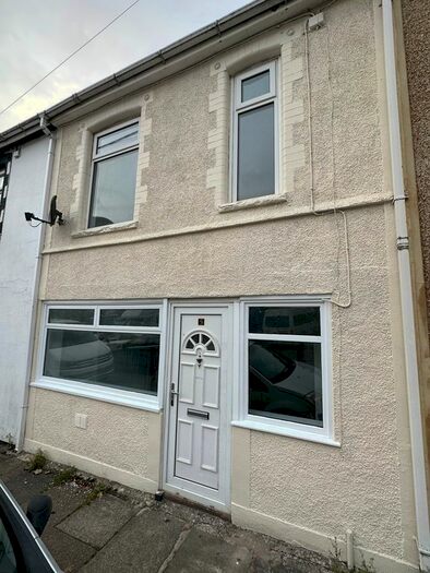 3 Bedroom Terraced House To Rent In Butleigh Terrace, Tredegar, NP22