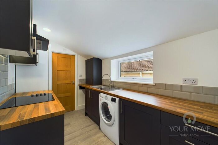 2 Bedroom Flat To Rent In Gordon Street, Semilong, Northampton, NN2