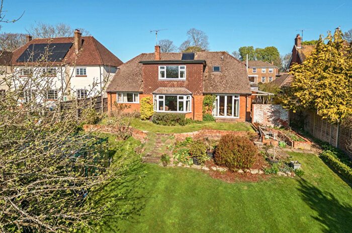 3 Bedroom Detached House For Sale In Kings Road, Alton, Hampshire, GU34