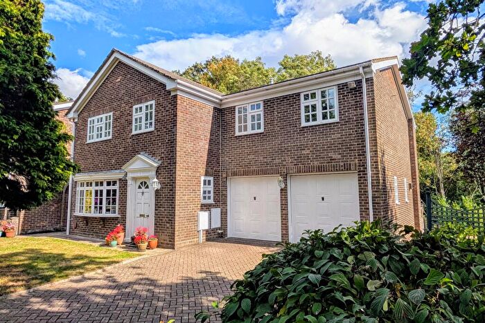 4 Bedroom Detached House For Sale In Pallant Gardens, Wallington, PO16