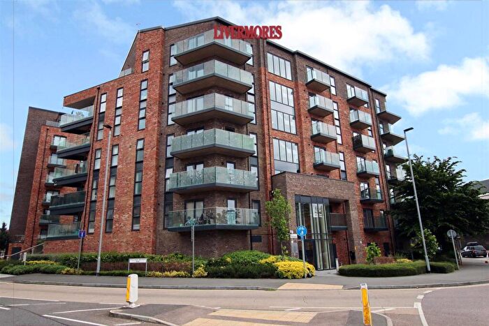 3 Bedroom Apartment To Rent In Mill Pond Road, Dartford, DA1