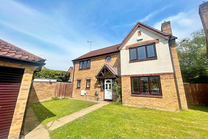 4 Bedroom Detached House To Rent In Verwood, BH31