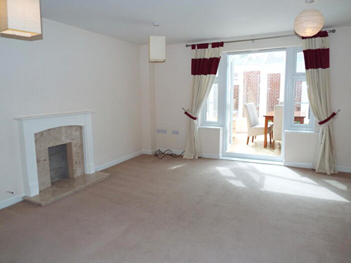 3 Bedroom House To Rent In Haydon End, SN25