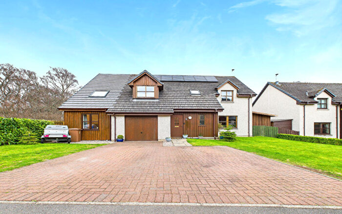 4 Bedroom Detached House For Sale In Carn Elrig View, Aviemore, PH22