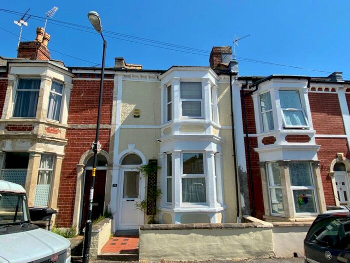 2 Bedroom Terraced House To Rent In Lawrence Avenue, Easton, Bristol, BS5