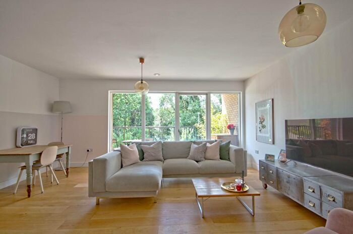 2 Bedroom Apartment To Rent In Windslow House, CB2