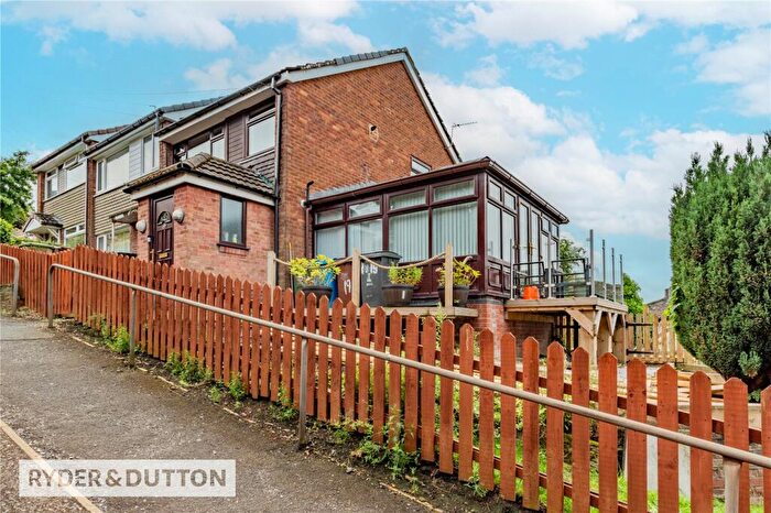 3 Bedroom End Of Terrace House For Sale In Arnside Close, Shaw, Oldham, Greater Manchester, OL2