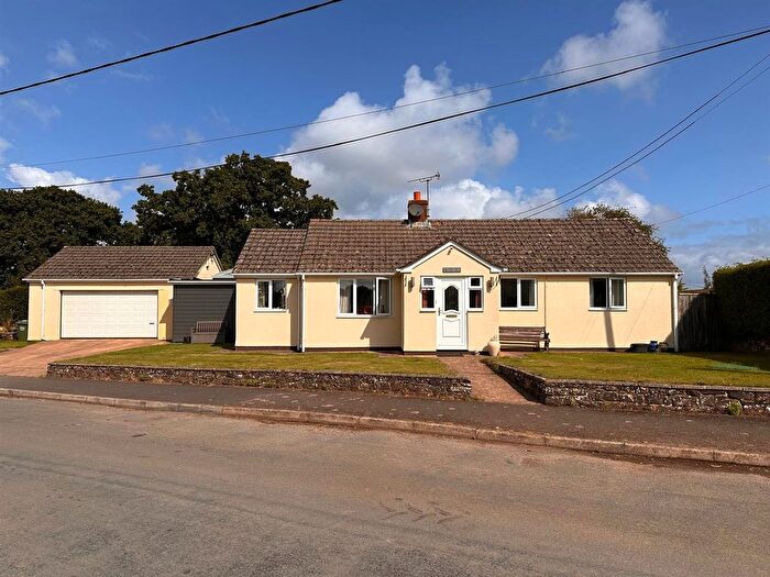 4 Bedroom Detached Bungalow For Sale In North Street, Witheridge, Tiverton, EX16