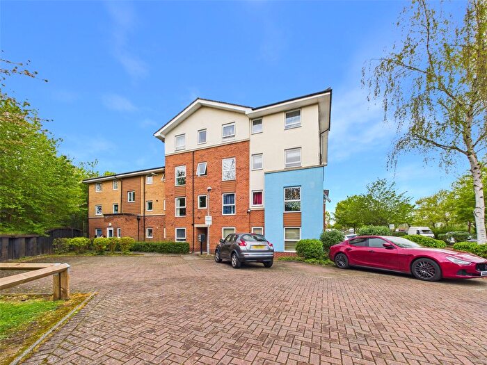 2 Bedroom Flat To Rent In Admiralty Close, Middlesex, UB7