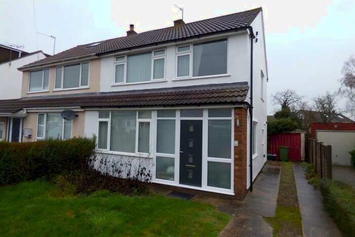 3 Bedroom Semi-Detached House To Rent In Bradley Avenue, Winterbourne, BS36