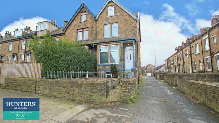 1 Bedroom House To Rent In New Hey Road, Bradford, BD4