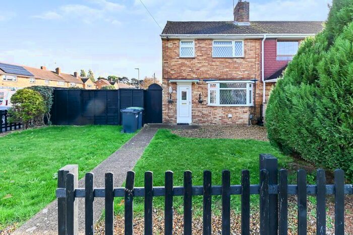 3 Bedroom Terraced House To Rent In Horsebridge Road, Havant, PO9