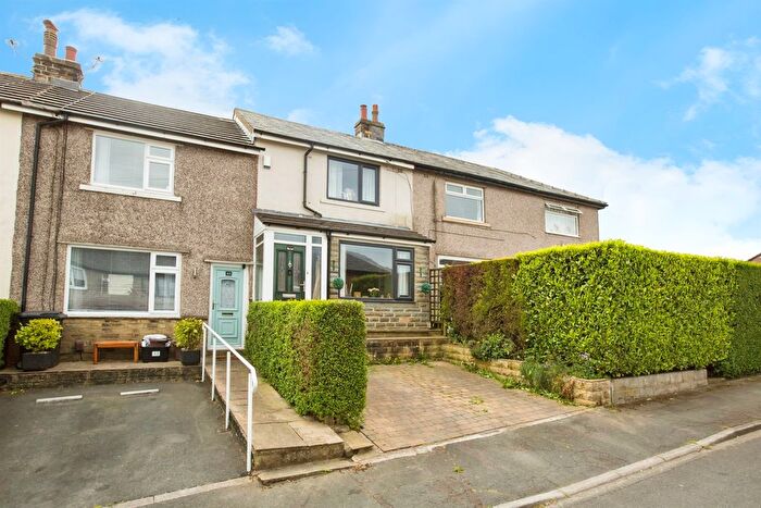 3 Bedroom Terraced House For Sale In Broadway, Halifax, HX3